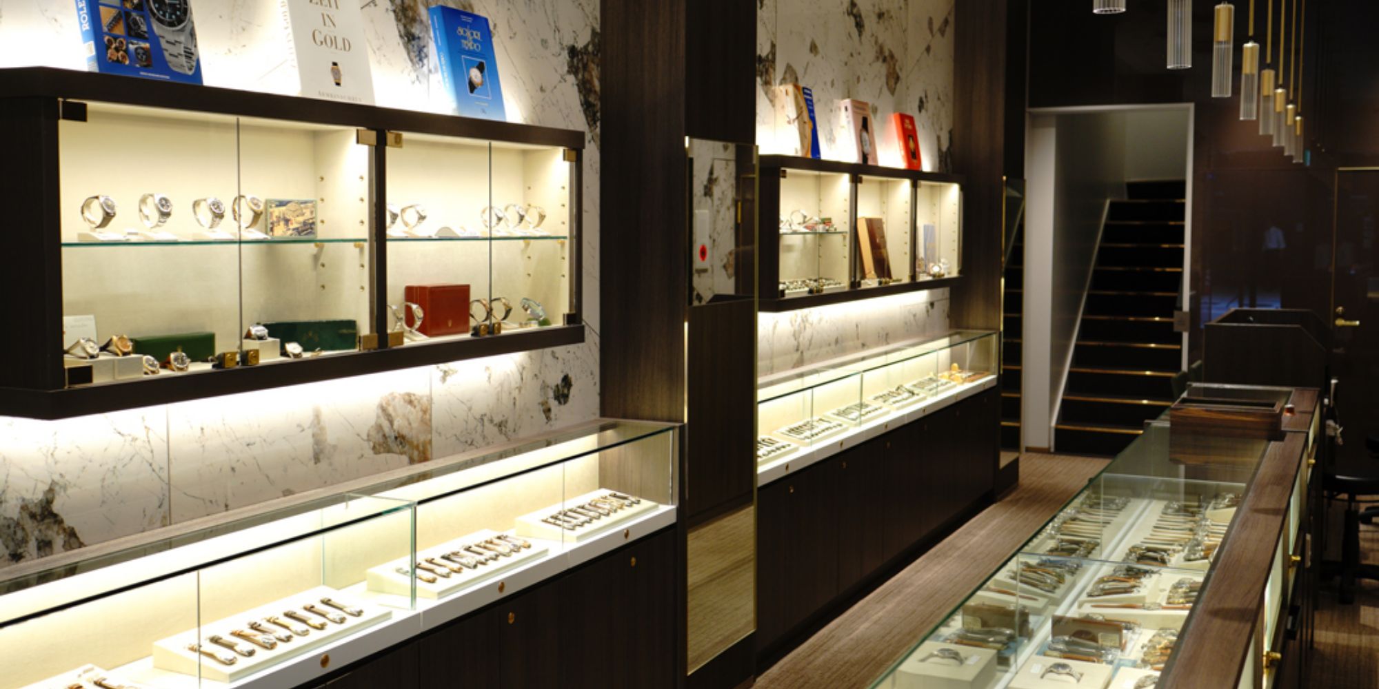 The first floor of Shellman Ginza Store